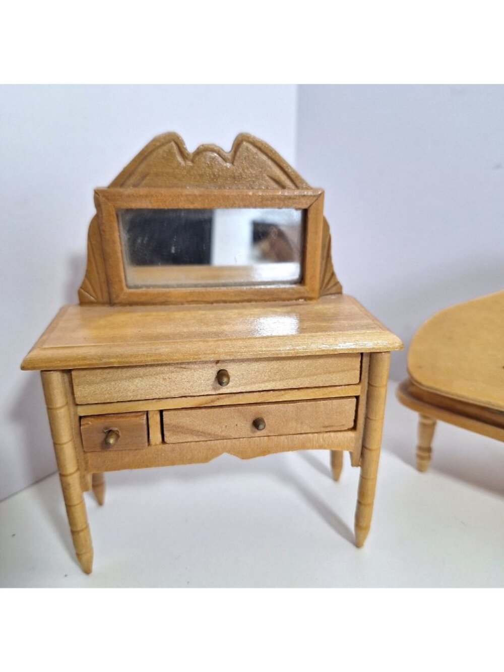Wooden Dollhouse Furniture Chairs Clock Vintage Lot A Few Need Repairs - Picture 10 of 13
